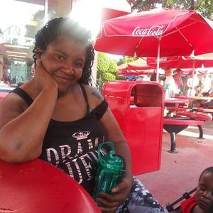 Meet your Posher, Christi